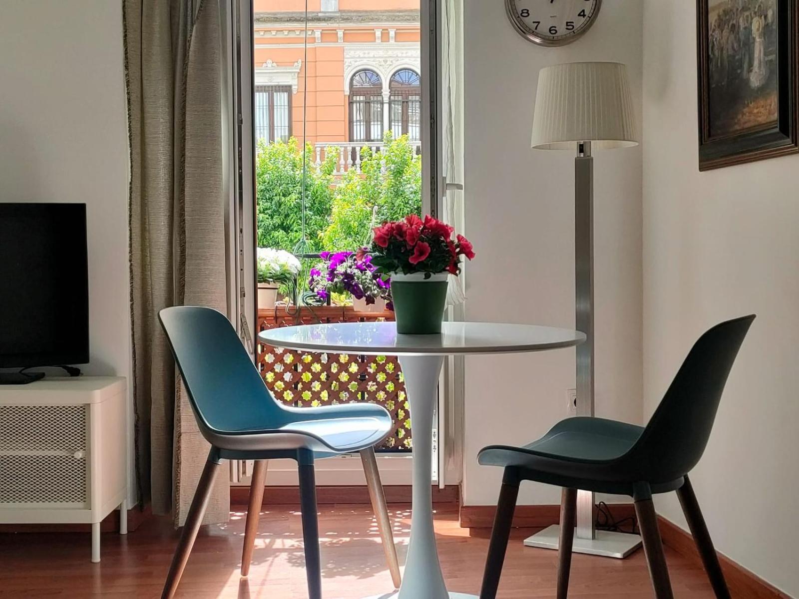 Alameda 1 Dormitorio Sevilla Eksteriør billede